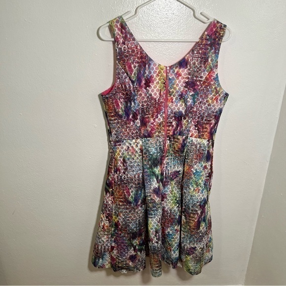 New York & Co Sleeveless Fit & Flare Dress Textured Geometric 10 - Picture 6 of 10